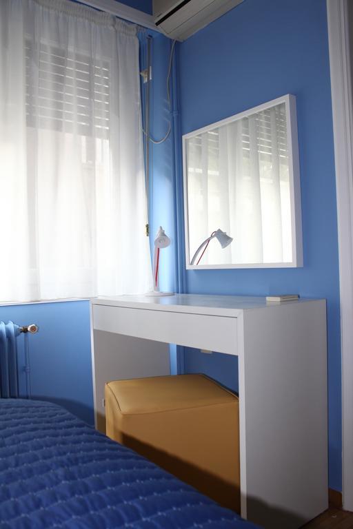 Cheery Apartment In The Center Of Aten Exteriör bild